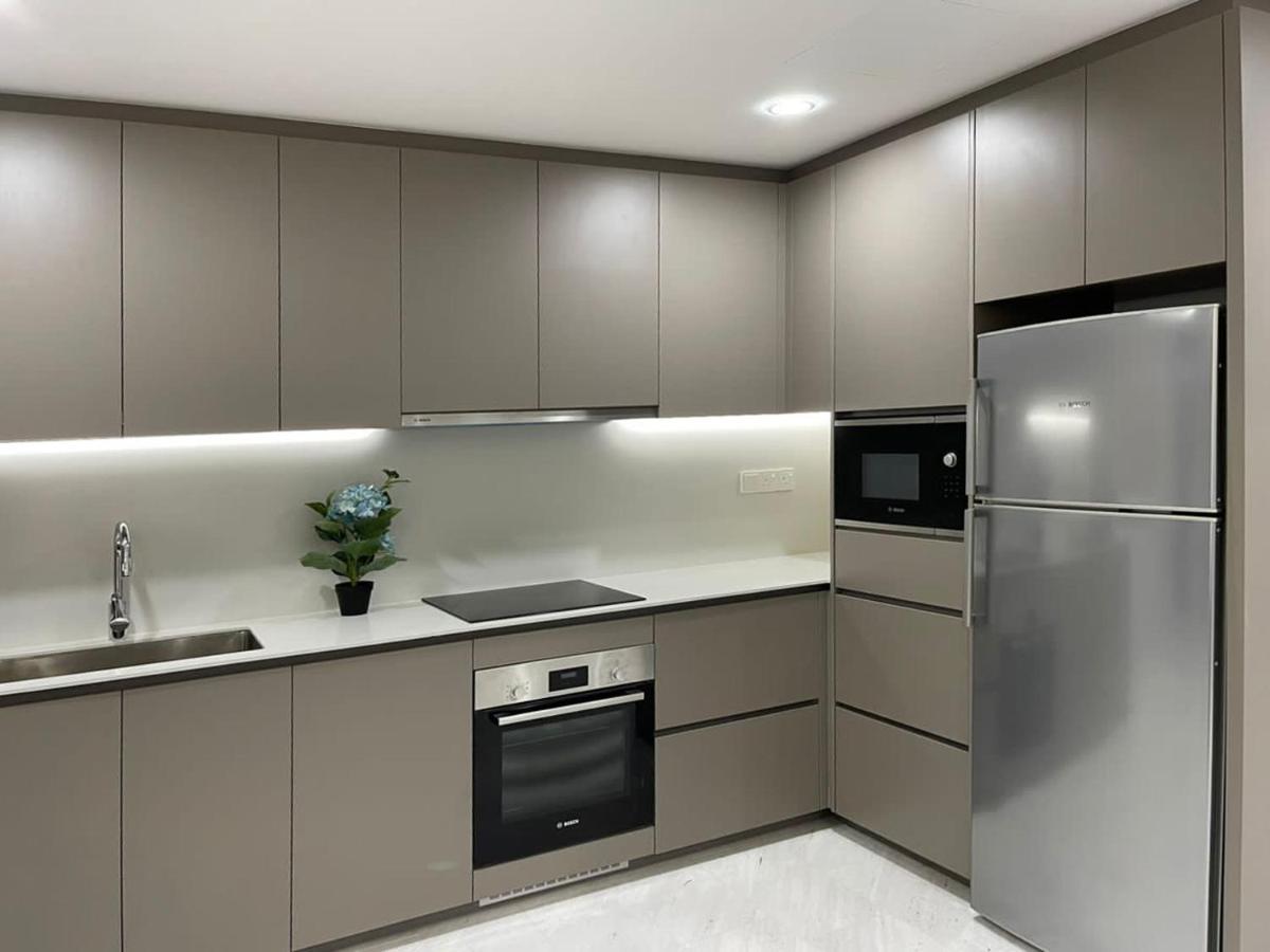 Eaton Residences Klcc By Bhs クアラルンプール エクステリア 写真